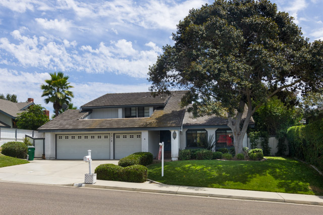 7318 Esfera St, Carlsbad, CA 92009 
