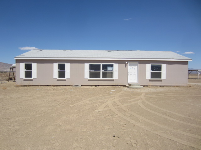 32180 Lake Street, Lucerne Valley, CA 92356 