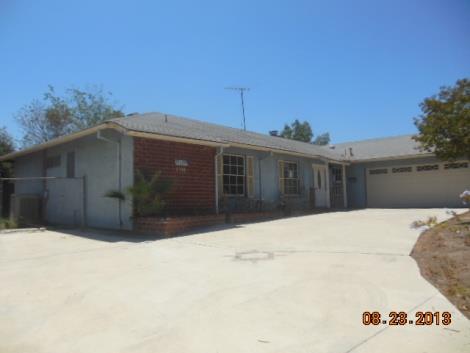 8900 Mulberry Drive, Sunland, CA 91040 