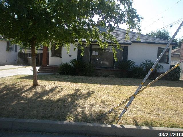 209 Pine St, Bakersfield, CA 93304 
