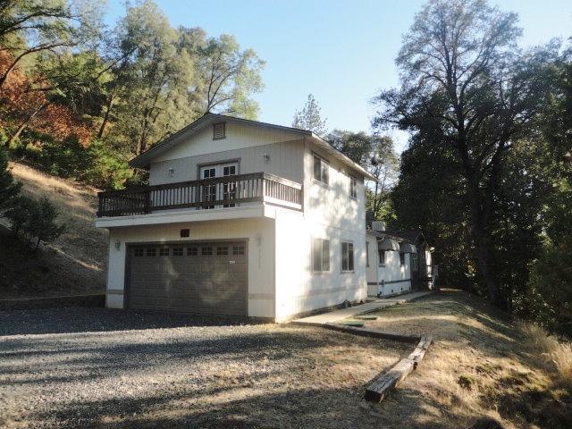 21257 Phoenix Lake Road, Sonora, CA 95370 