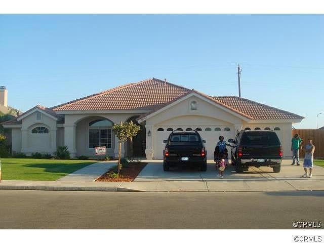 New Hampshire, Bakersfield, CA 93312 