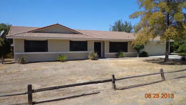 1904 Kings Rd, Hanford, CA 93230 