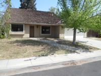 1017 E Milgeo Avenue, Ripon, CA 95366 