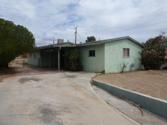 921 E. Elizabeth Street, Barstow, CA 92311 