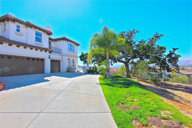 1305 Southern Oak, Simi Valley, CA 93063 