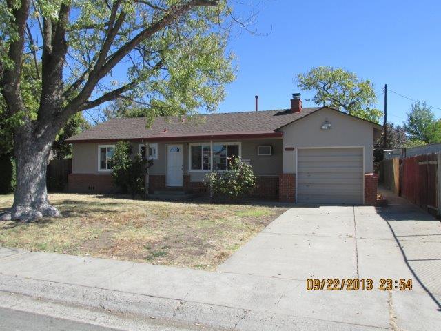 3070 Fairfield St, Sacramento, CA 95815 