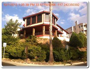 22145 Loch Lomond Drive, Canyon Lake, CA 92587 