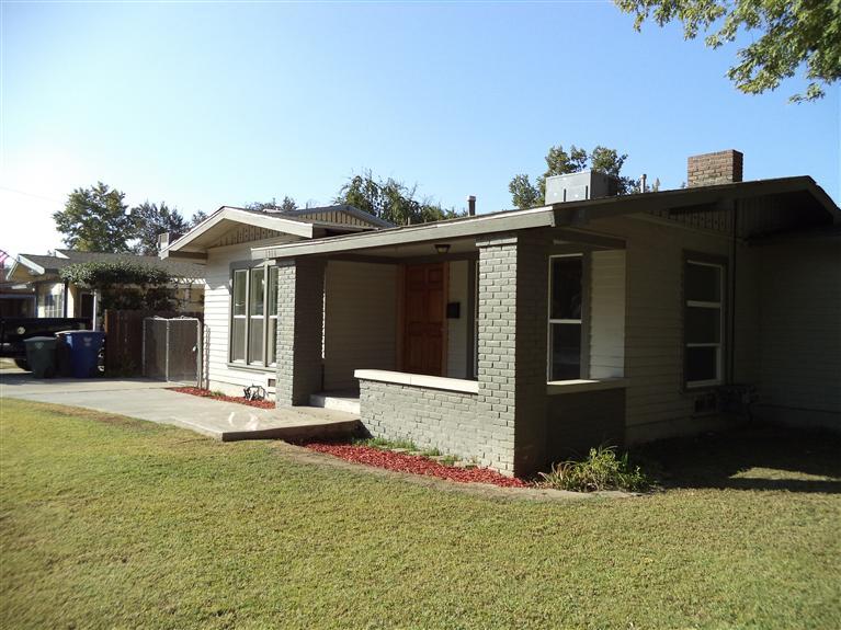 1910 2nd st, Bakersfield, CA 93304 