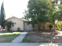 325 S Woodrow Ave, Fresno, CA 93702 
