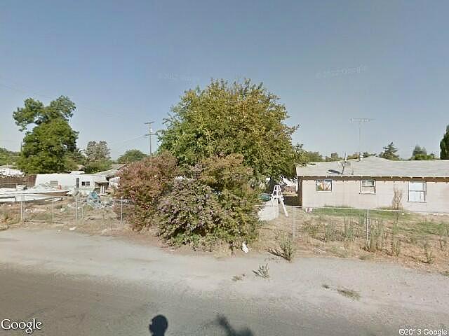 Oak, Caruthers, CA 93609 