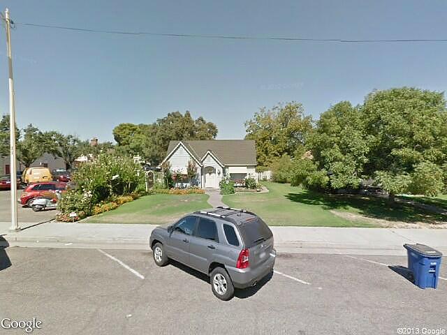 Smith St, Kingsburg, CA 93631 