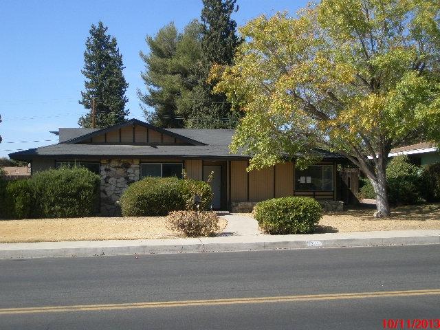 3006 Wenatchee Ave, Bakersfield, CA 93306 