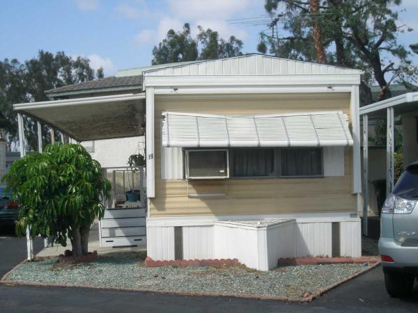 1801 E.COLLINS #19, Orange, CA 92867 