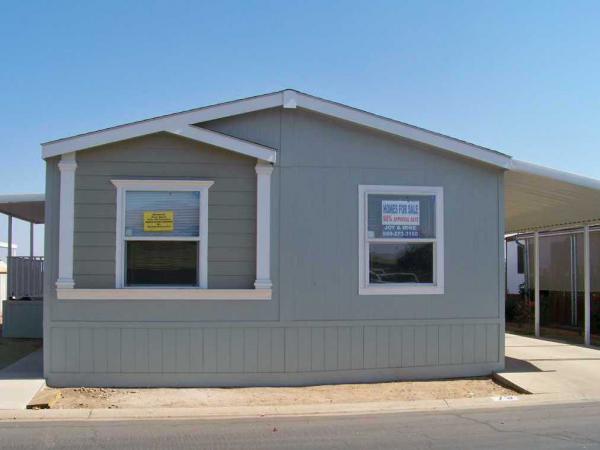 2575 S. Willow Ave Sp. 75, Fresno, CA 93725 