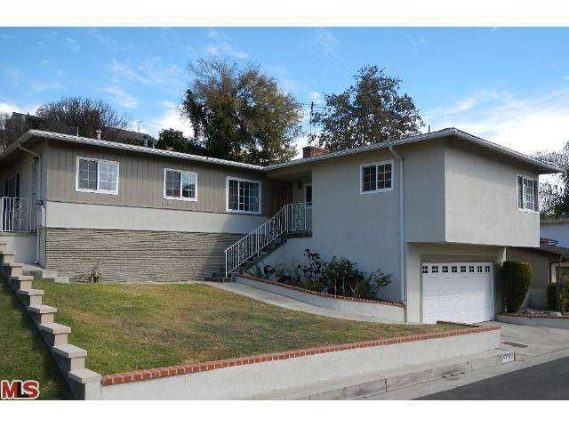 4207 Don Luis Dr, Los Angeles, CA 90008 