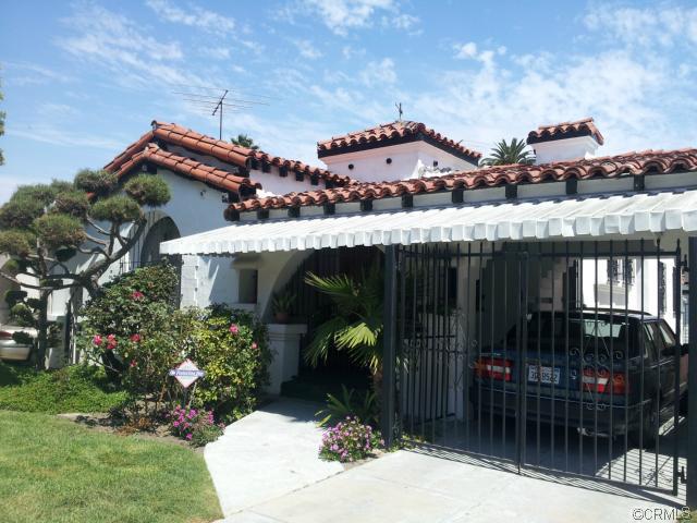 4238 S Bronson Ave, Los Angeles, CA 90008 