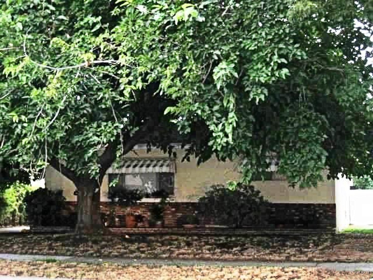 341 N Lincoln St., Burbank, CA 91506 