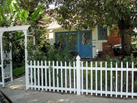 1514 W Chandler Blvd, Burbank, CA 91506 