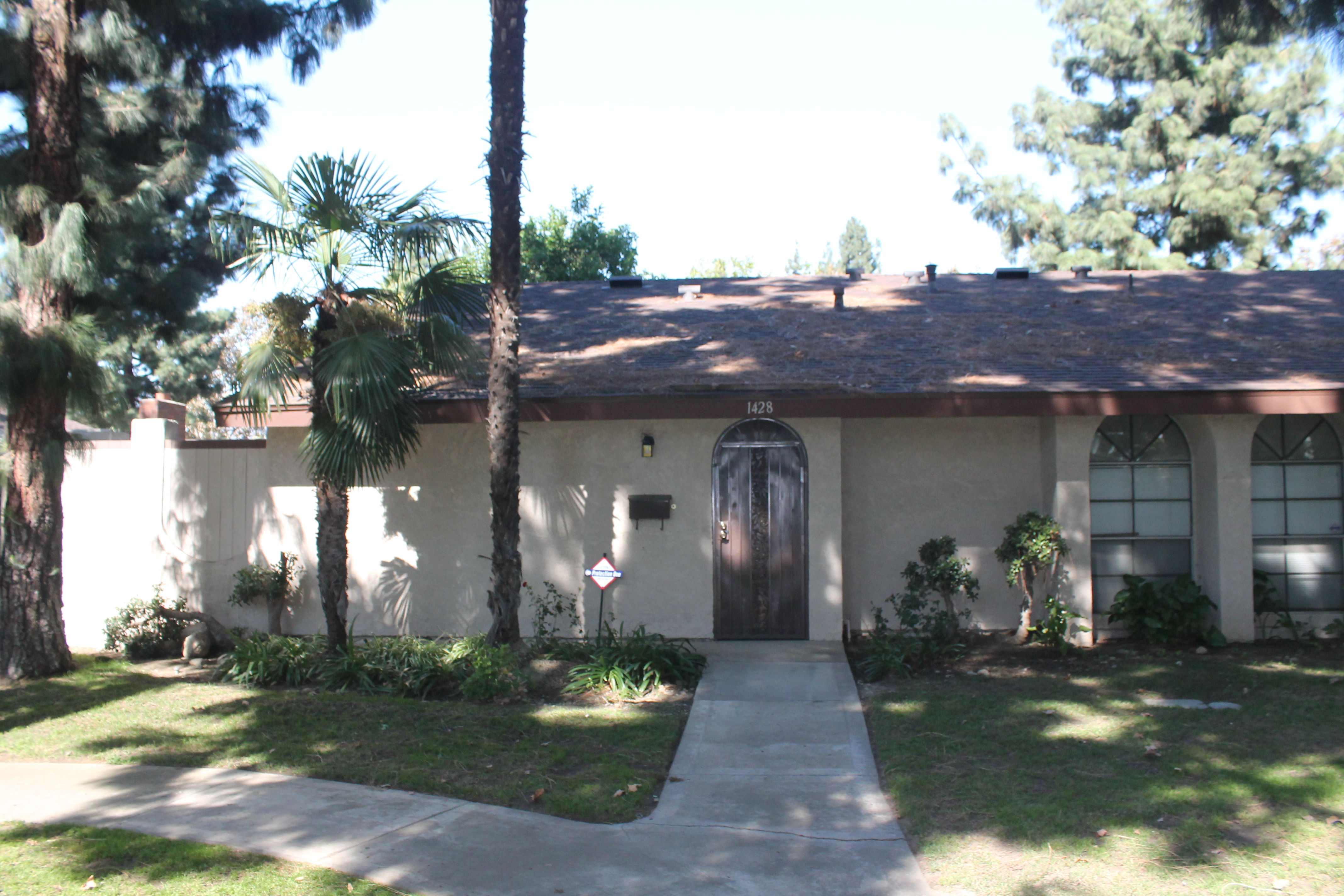 1428 Fredericks Ln, Upland, CA 91786 