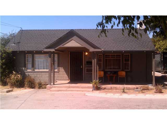 1241 E 24th St, National City, CA 91950 