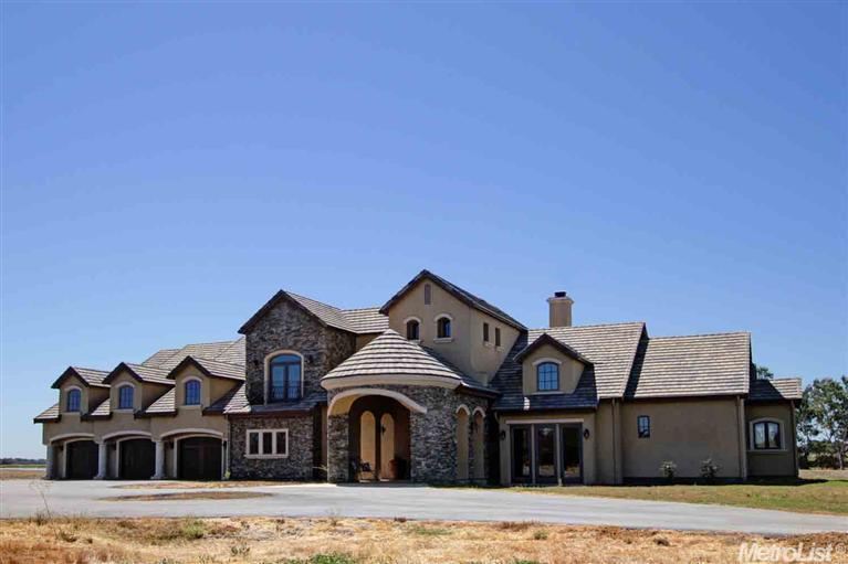 9005 River Rd, Sacramento, CA 95832 