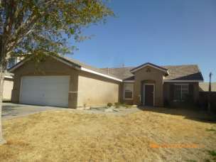 45656 17th St W, Lancaster, CA 93534 