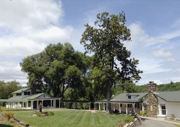 800 Hensley Creek St, Ukiah, CA 95482 