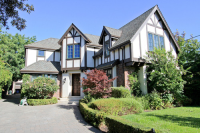 759 E Meadow Dr, Palo Alto, CA 94301 