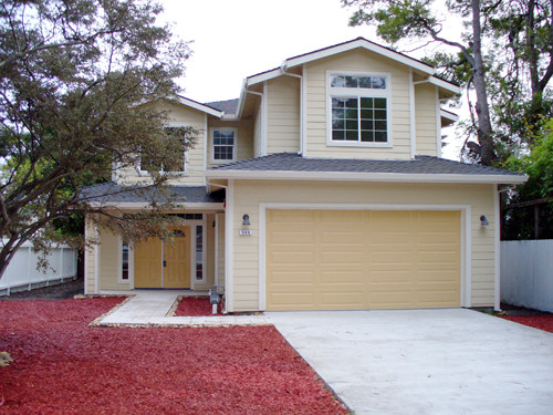 546 Avenue Cabrillo, El Granada, CA 94018 