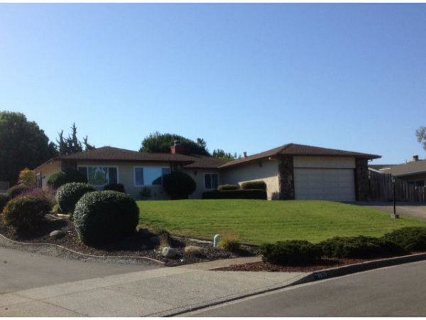 9674 Sandbur Pl, Salinas, CA 93907 