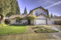 187 N Pecan Ave, Clovis, CA 93611 