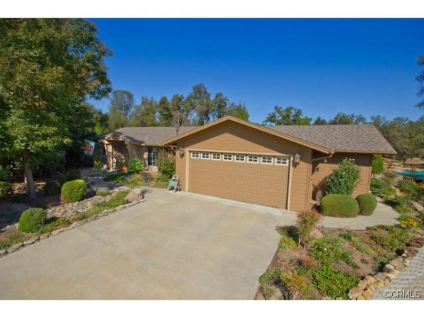 45143 Dillon WY, Ahwahnee, CA 93601 