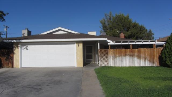 236 South Broadway St, Ridgecrest, CA 93555 