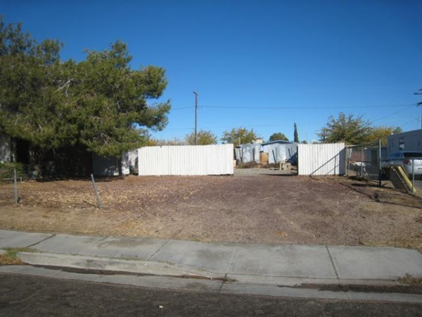 804 West Moyer Ave, Ridgecrest, CA 93555 