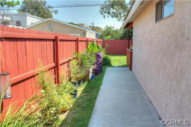 5242 Linden Ave, Long Beach, CA 90805 
