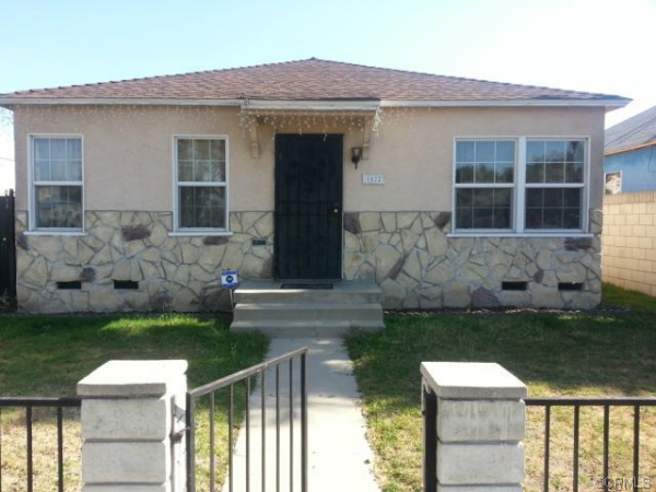 1422 E. Poppy St, Long Beach, CA 90805 
