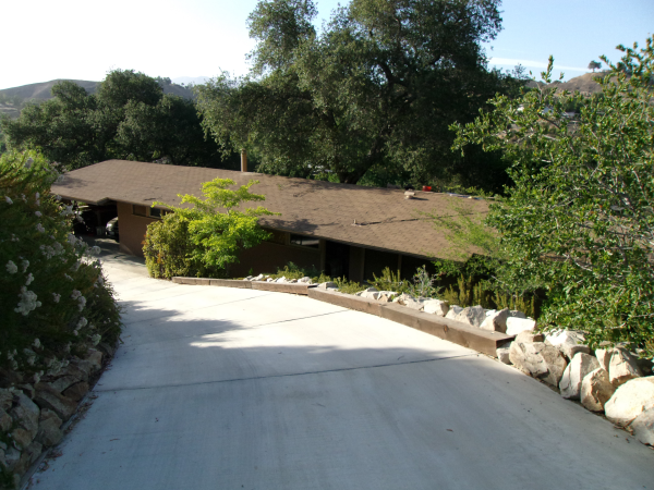 9709 Rotta Avenue, Shadow Hills, CA 91040 