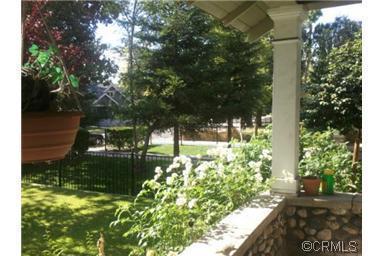 471 N El Molino Ave, Pasadena, CA 91101 