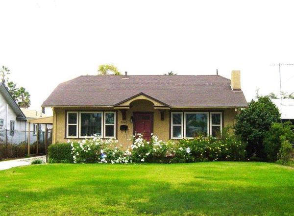 2067 El Sereno, Pasadena, CA 91103 