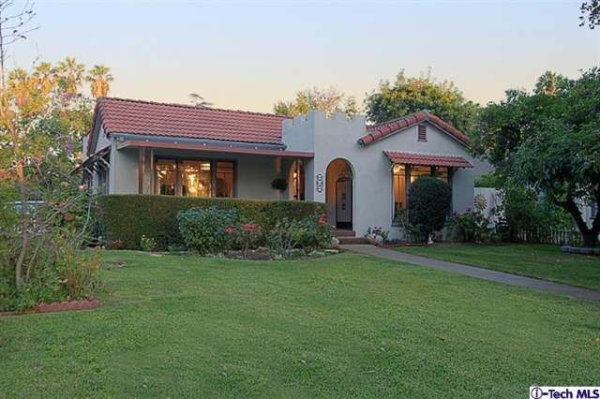 800 North Holliston Avenue, Pasadena, CA 91104 