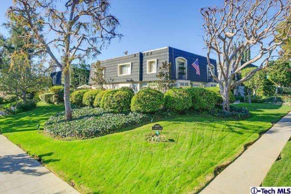 1045 South Orange Grove Boulevard #4, Pasadena, CA 91105 