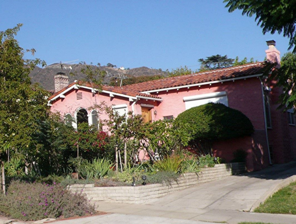 1560 Ridgeway Dr, Glendale, CA 91202 