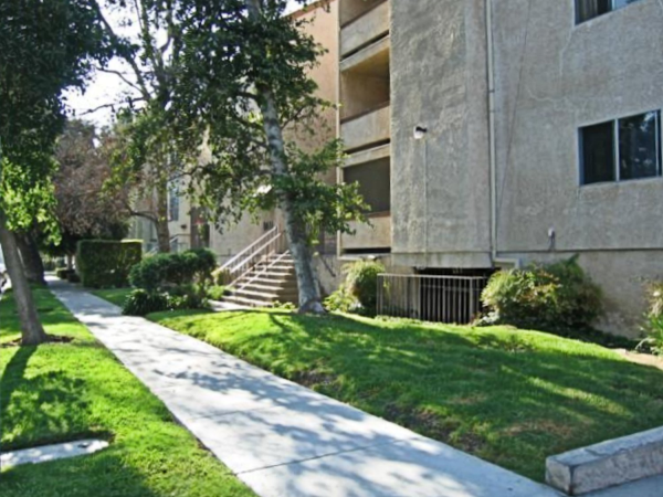 1011 E. California Ave #303, Glendale, CA 91206 