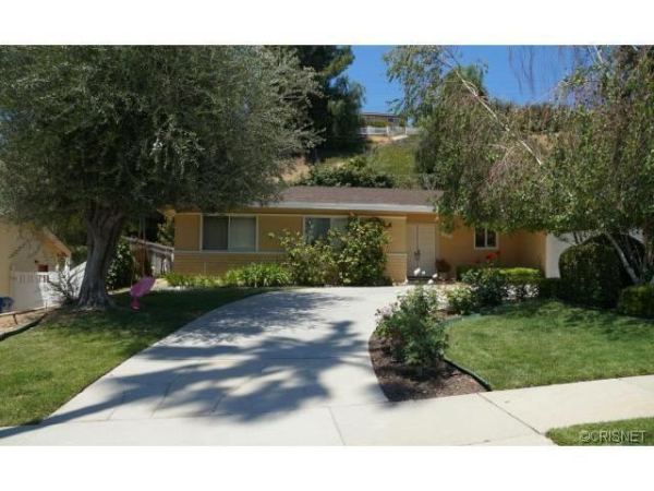8553 Eatough Avenue, West Hills, CA 91304 