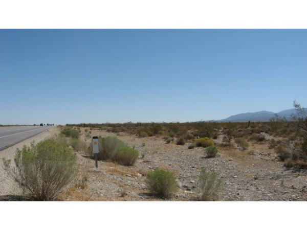 138 E Pearblossom Hwy. St, Pearblossom, CA 93553 