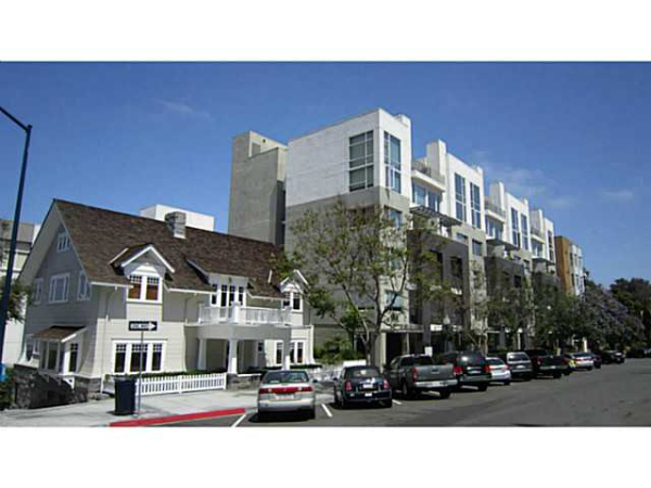 1642 7th Ave 327, San Diego, CA 92101 