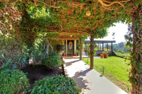 1138 Little Gopher Canyon, Vista, CA 92084 