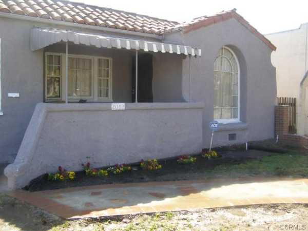 2062 W 65th St, Los Angeles, CA 90047 