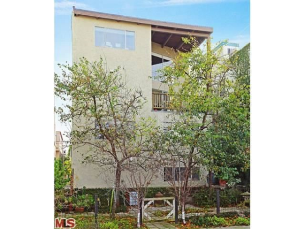 16 Topsail St, Marina Del Rey, CA 90292 